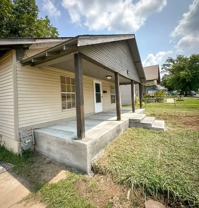 New concrete front porch slab and steps